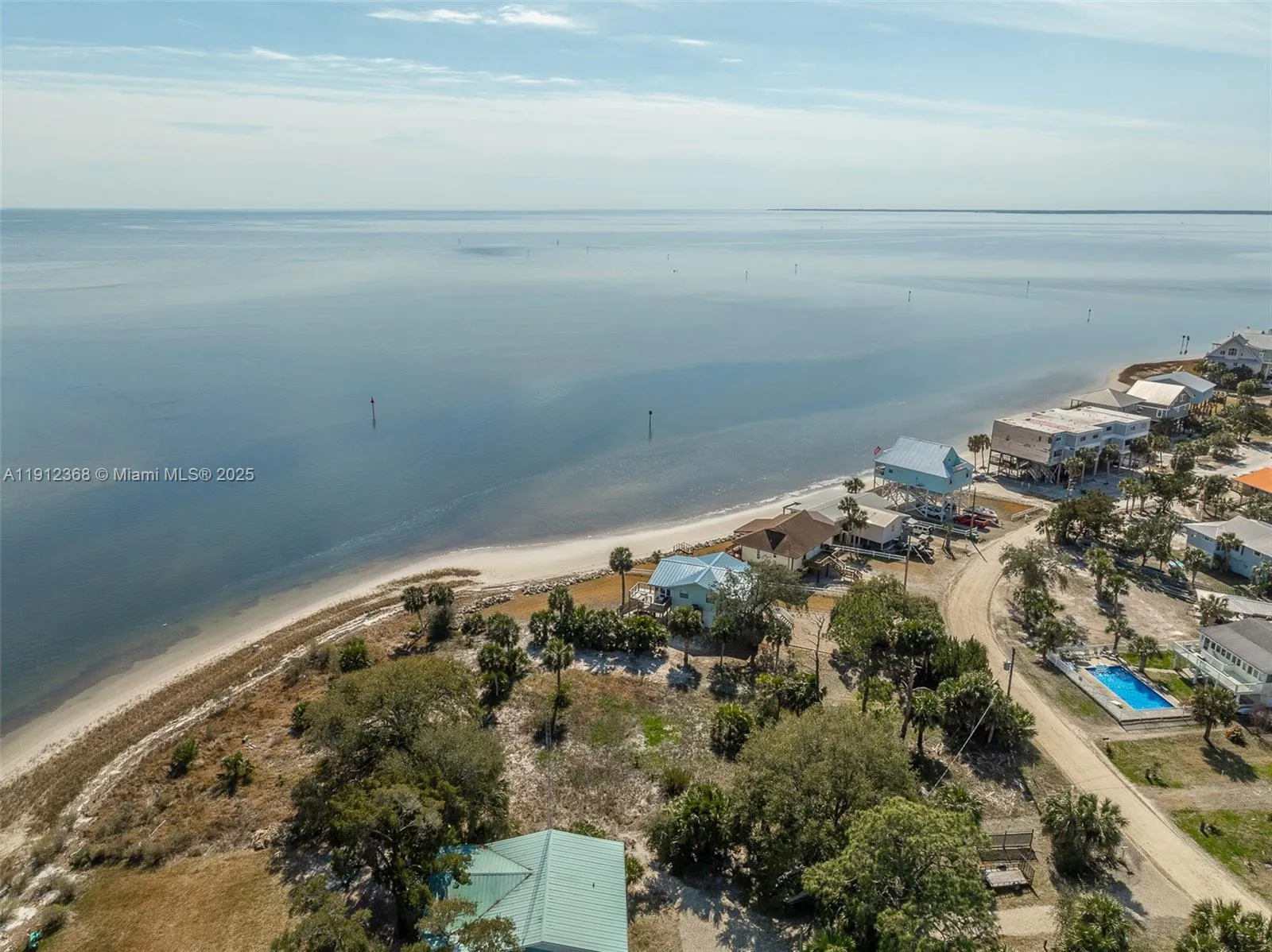 197 BEATY TAFF DR, Other City - In The State Of Florida FL 32327
