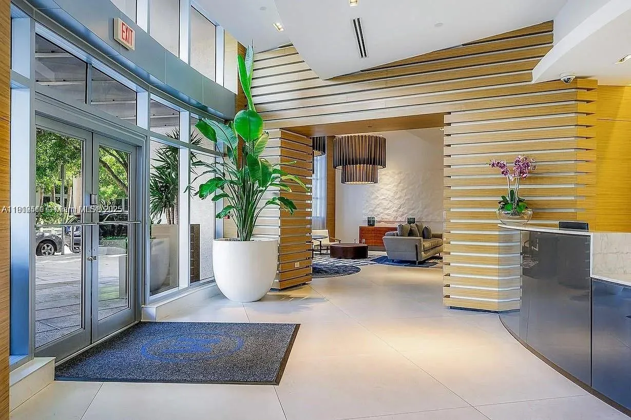 3301 NE 1 ave # M0514, Miami FL 33137