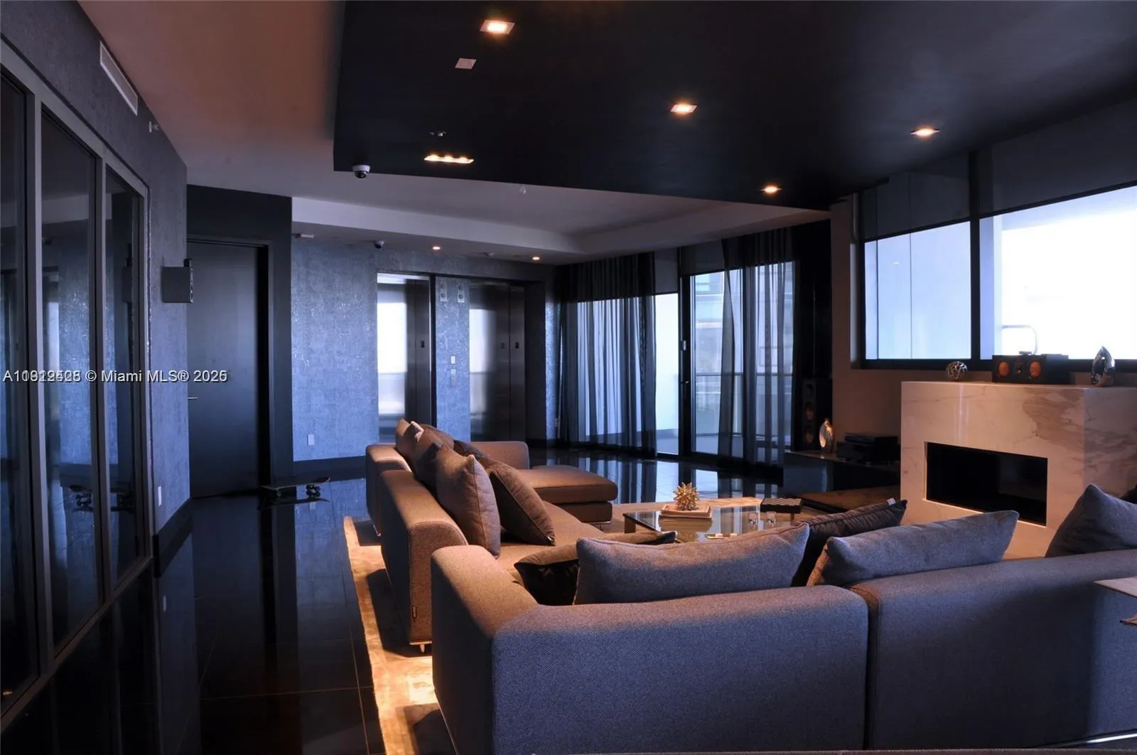 18555 Collins Ave # 1803, Sunny Isles Beach FL 33160