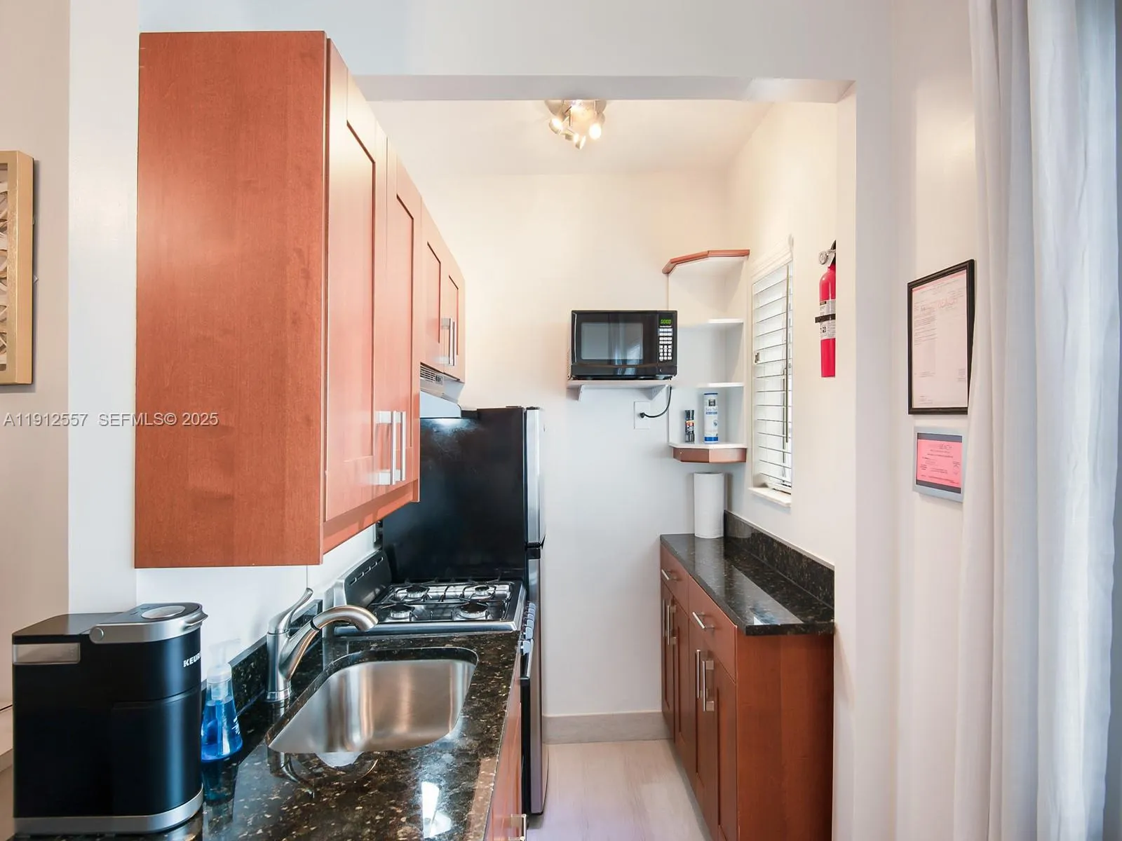 335 Ocean Dr # 328, Miami Beach FL 33139