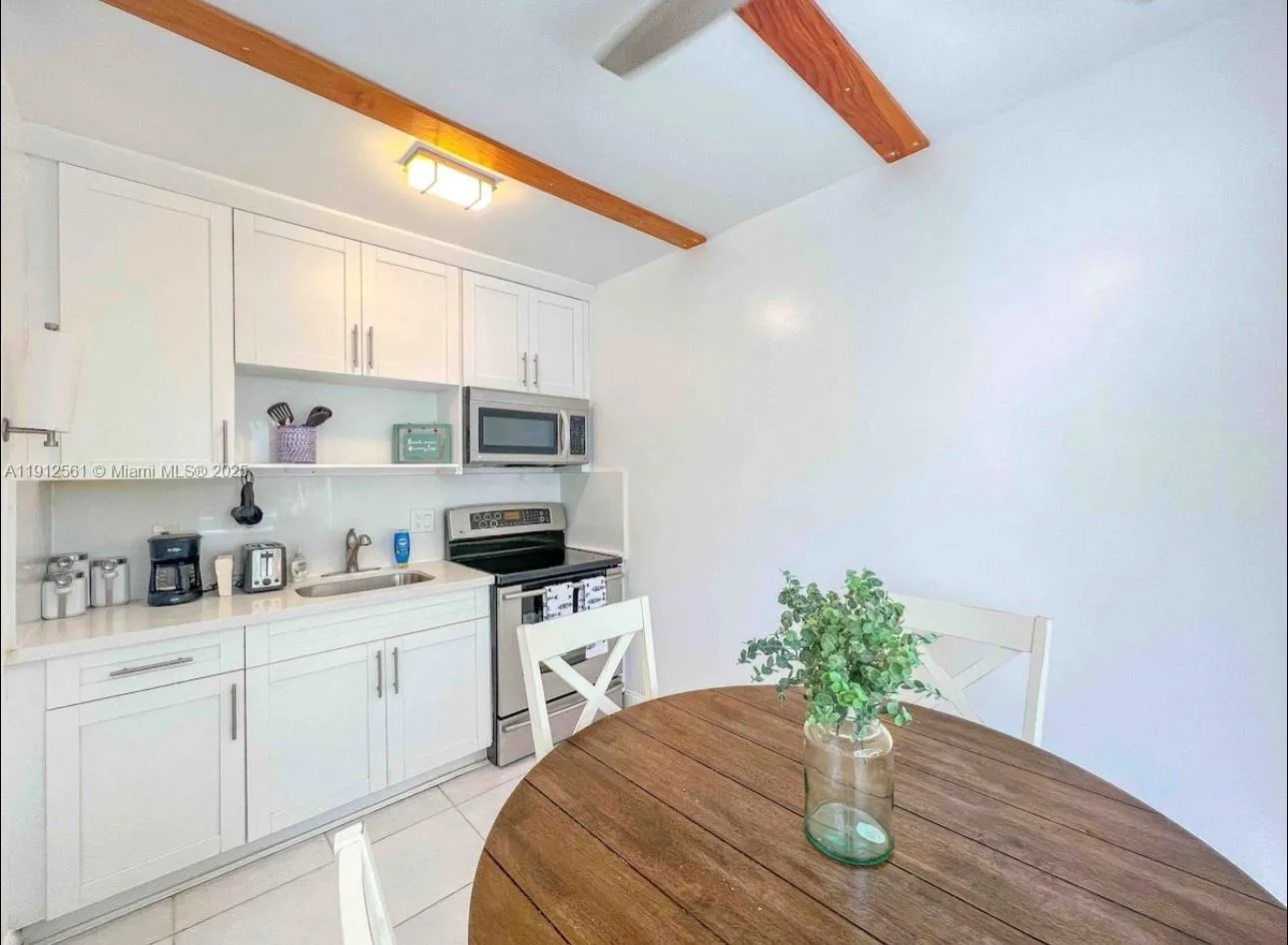 326 Wilson St # 205, Hollywood FL 33019