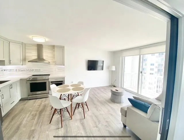 401 Ocean Dr # 910, Miami Beach FL 33139
