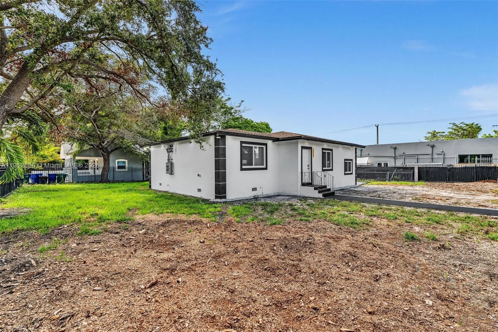 5850 NE 3rd Ave, Miami FL 33137