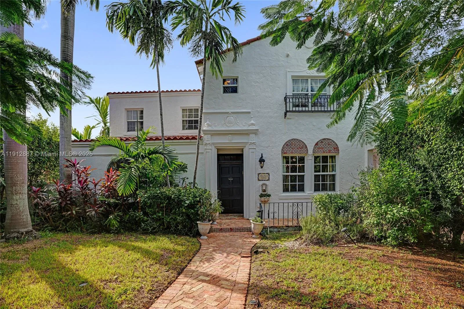 5252 La Gorce Dr, Miami Beach FL 33140
