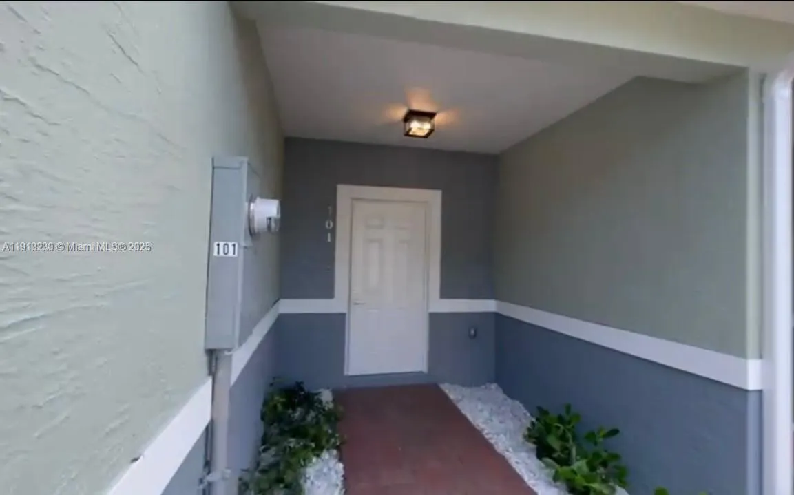 1350 Crystal Way # 101, Delray Beach FL 33444