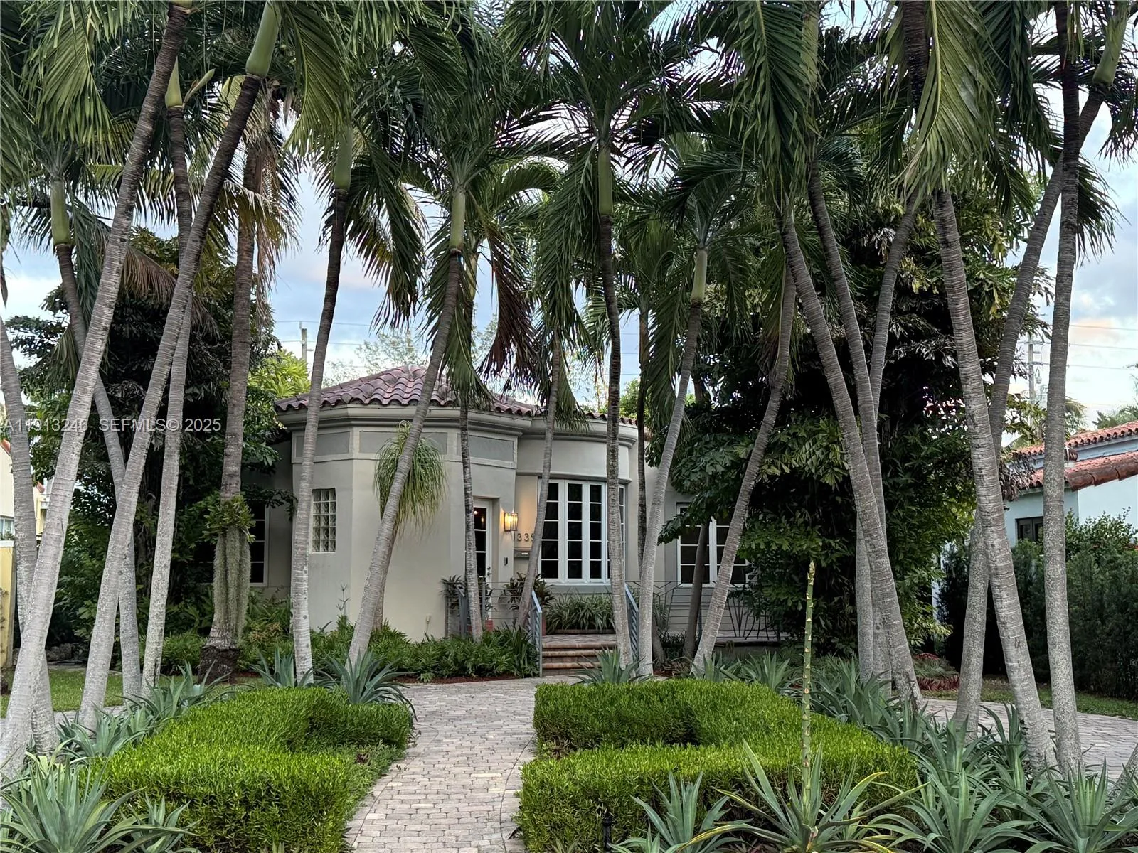 5 bedroom 3 bath for sale at 1335 Lenox Ave, Miami Beach FL 33139