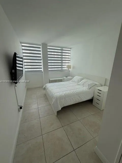 5055 Collins Ave # 9A, Miami Beach FL 33140