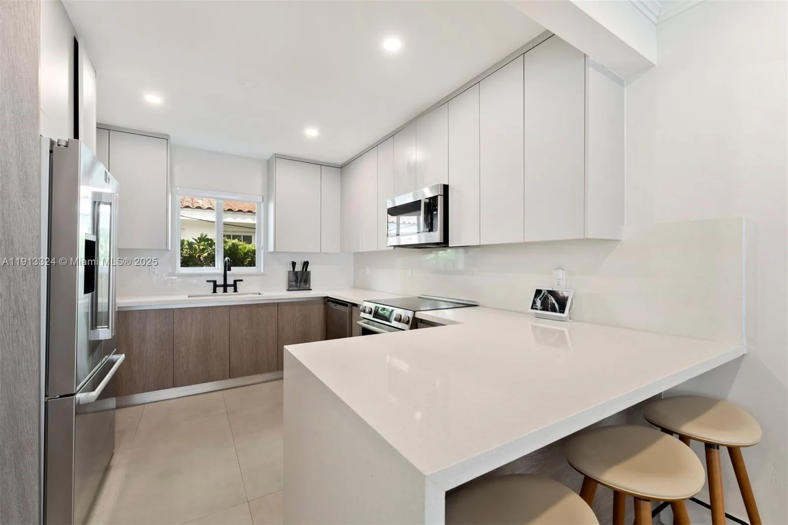 45 Palermo Ave, Coral Gables FL 33134