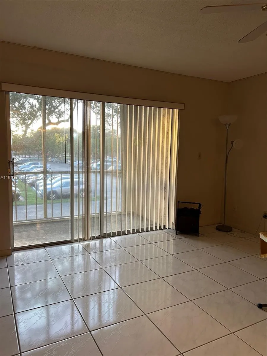 2 bedroom 2 bath for sale at 8120 SW 24th St # 206, North Lauderdale FL 33068