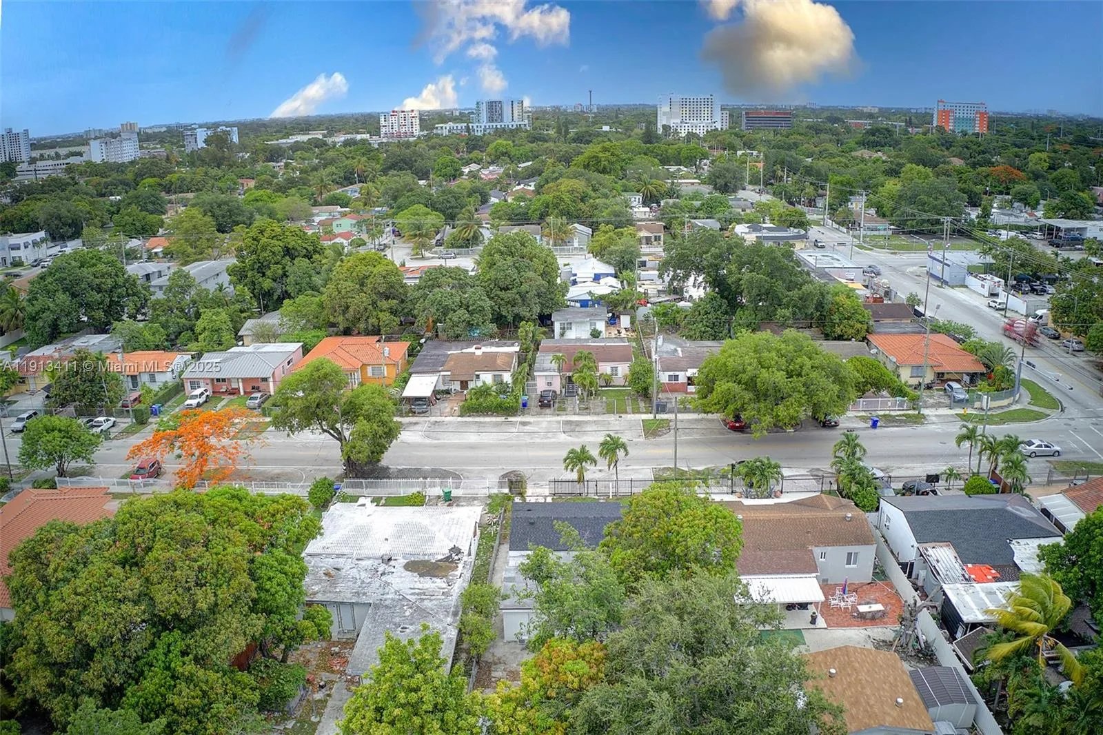 1426 NW 28th St, Miami FL 33142