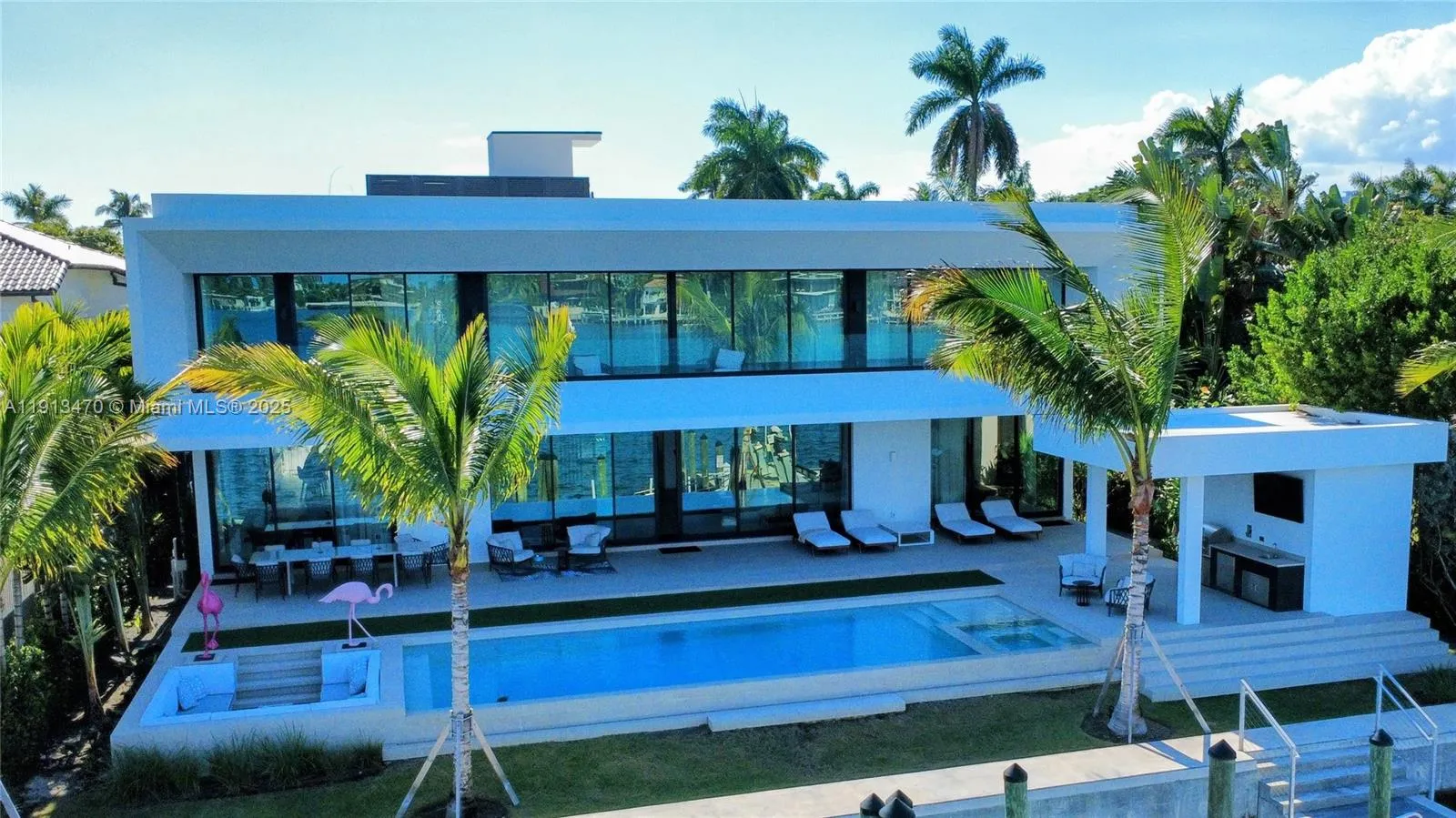 375 N Hibiscus Dr, Miami Beach FL 33139