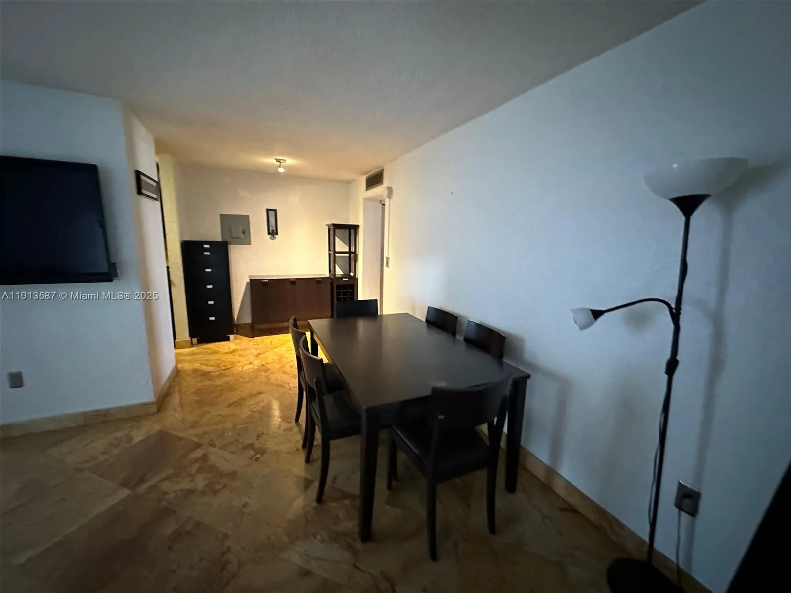 1 bedroom 1 bath for sale at 2465 SW 18th Ave # 3308, Miami FL 33145
