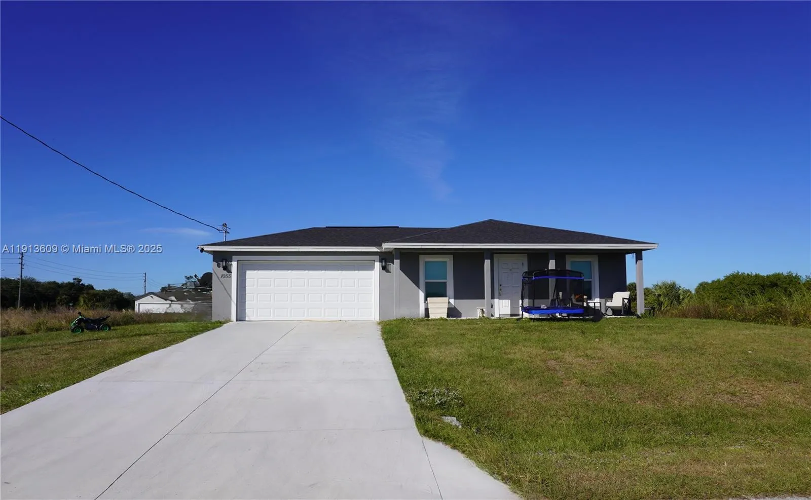 3 bedroom 2 bath Residential for sale at 1055 Moore Run, La Belle FL 33935