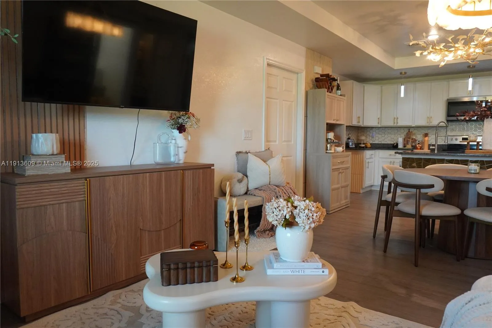 1055 Moore Run, La Belle FL 33935