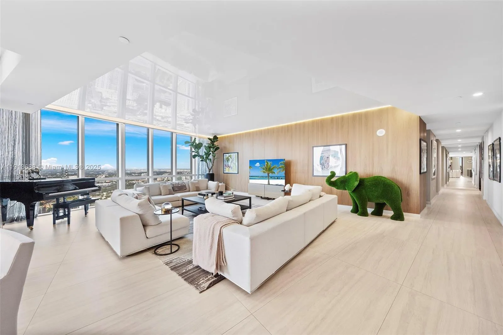 5 bedroom 5 bath for sale at 851 NE 1st Ave # 5312, Miami FL 33132