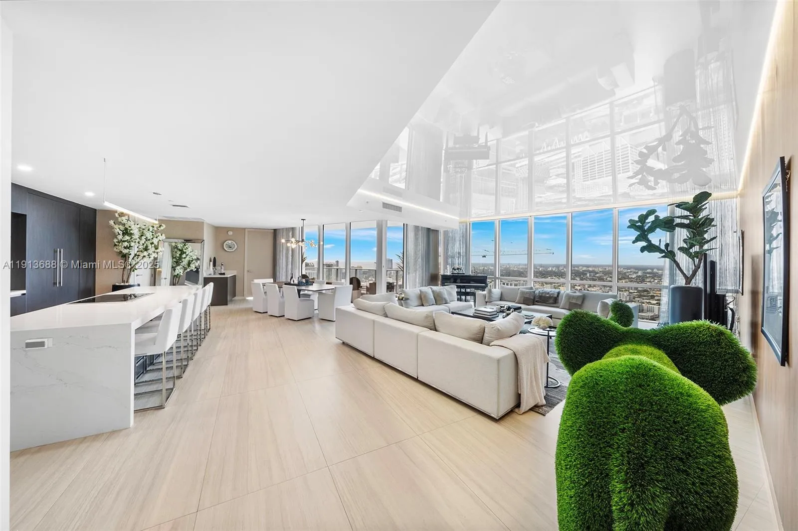 851 NE 1st Ave # 5312, Miami FL 33132