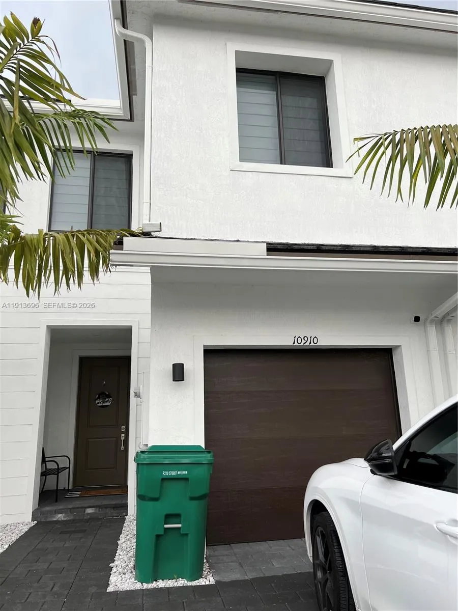 3 bedroom 2 bath for sale at 10910 SW 232ND TER, Homestead FL 33032