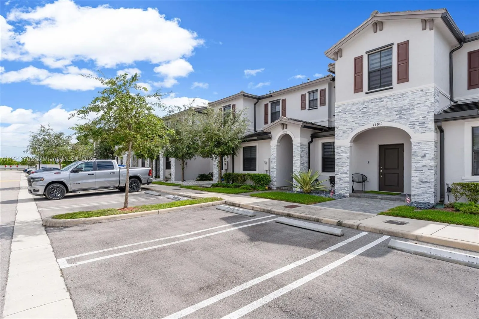 14782 SW 181st Ter, Miami FL 33187