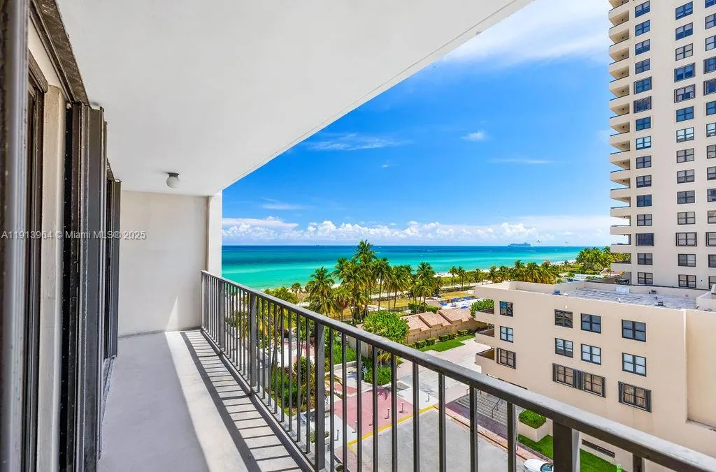 2625 Collins Ave # 702, Miami Beach FL 33140