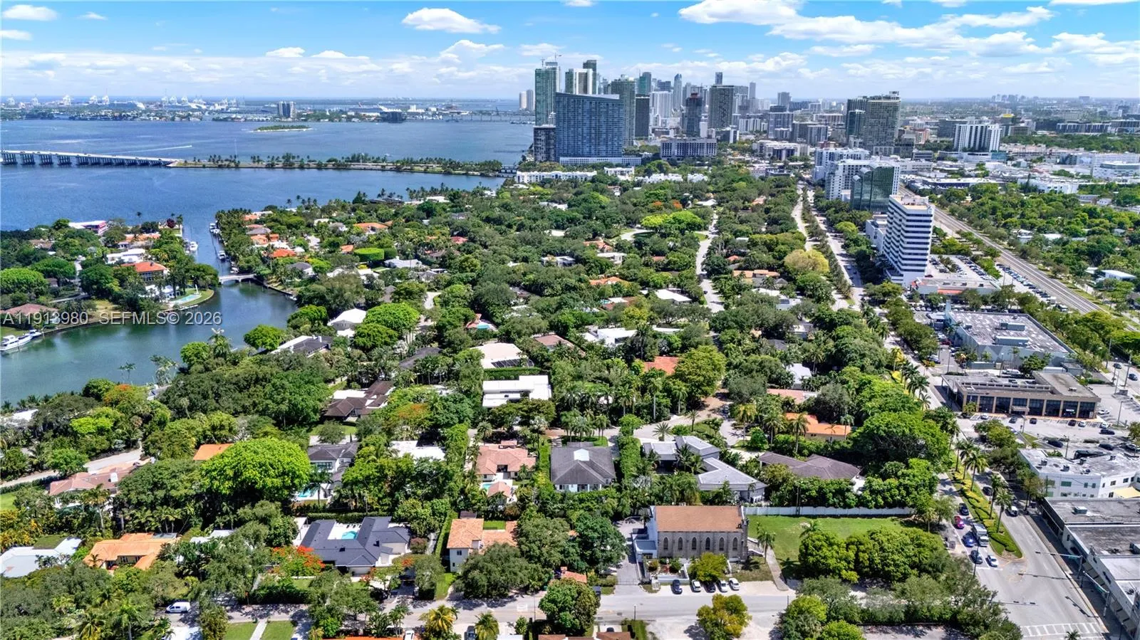 520 Bay Point Rd, Miami FL 33137