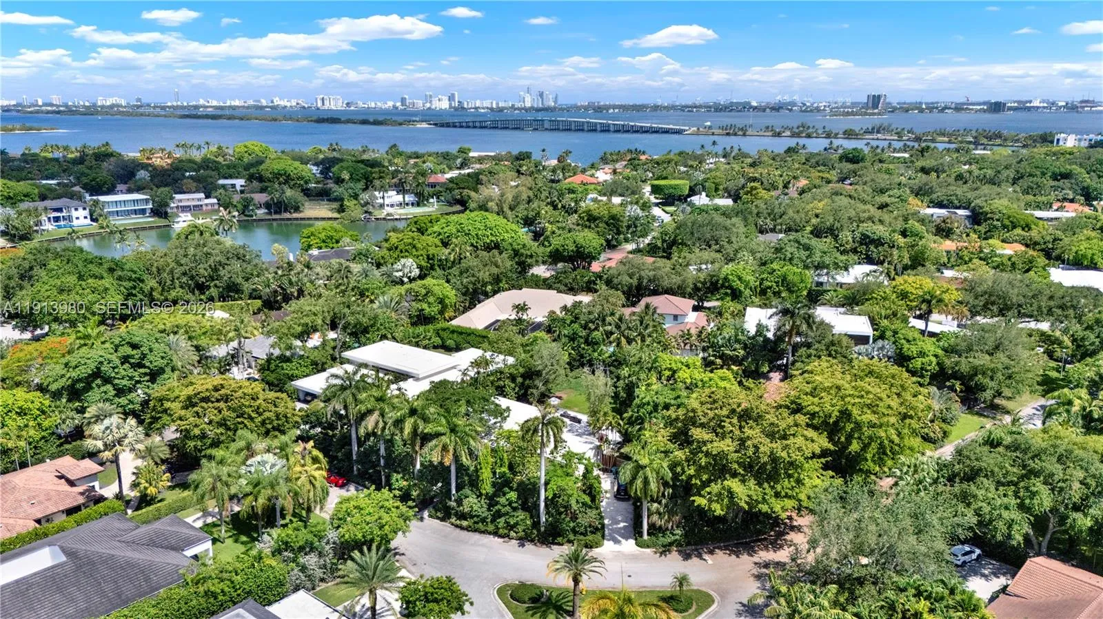 520 Bay Point Rd, Miami FL 33137