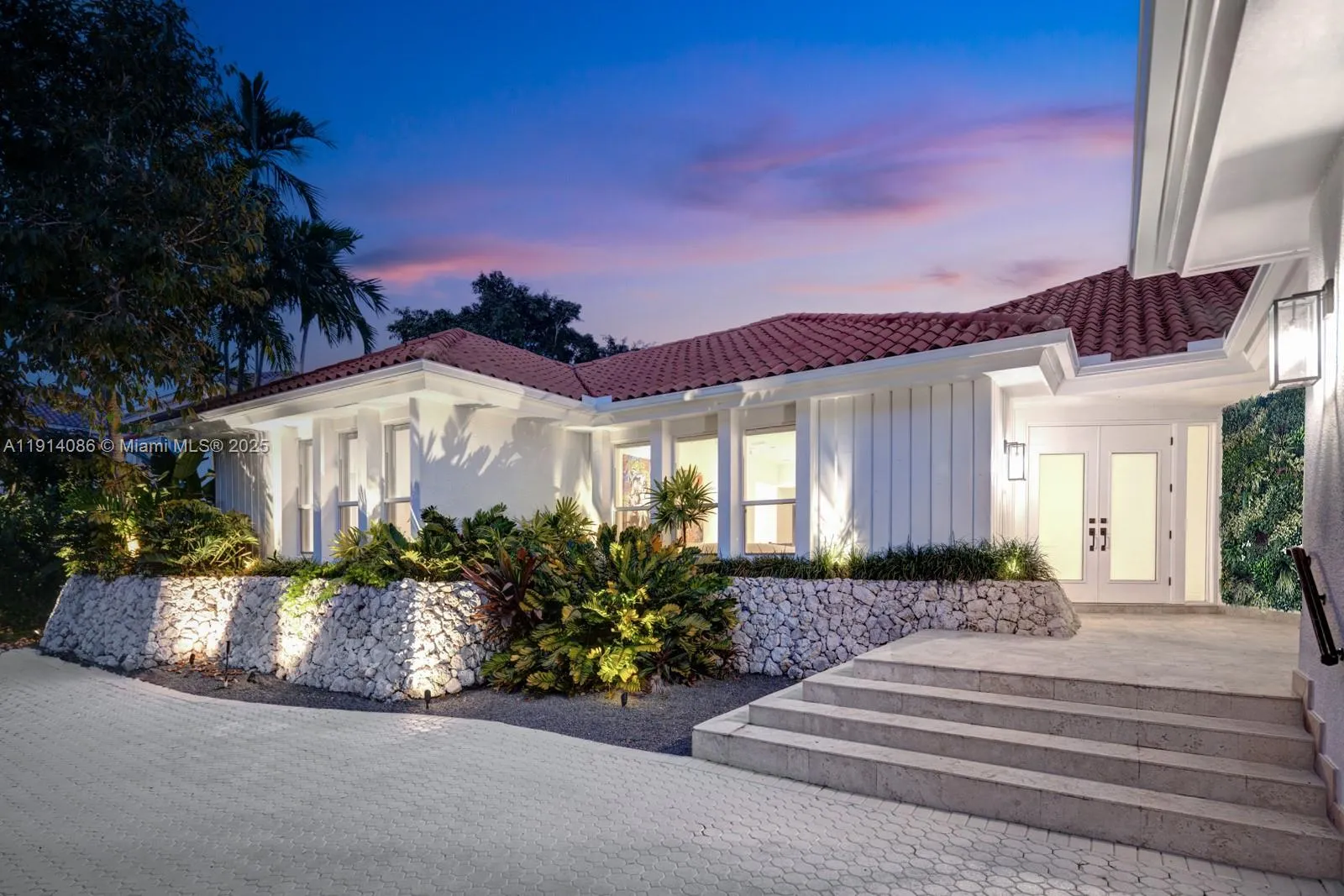 6 bedroom 5 bath for rent at 7155 E Lago Dr, Coral Gables FL 33143