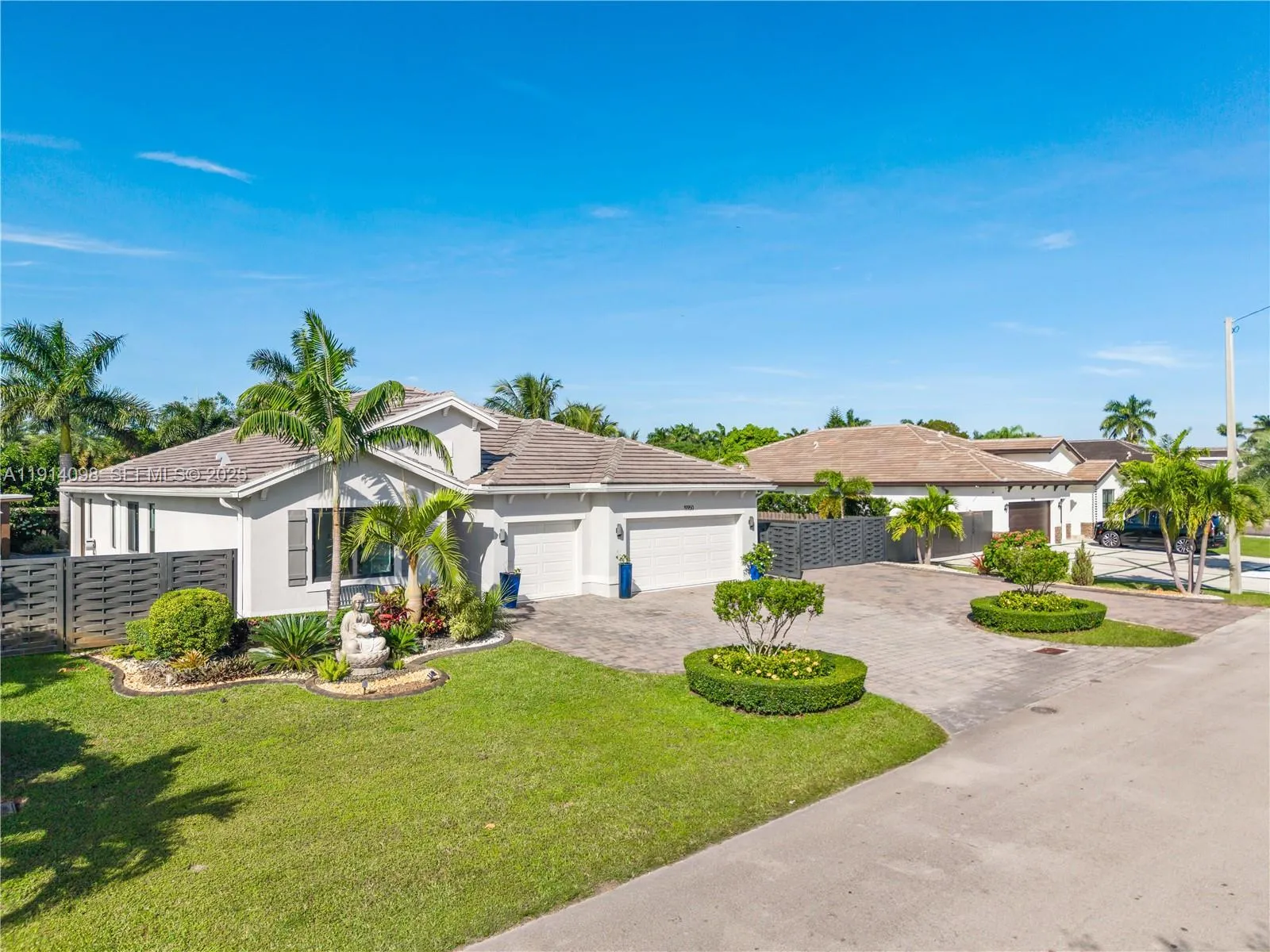 19950 SW 132nd Ct, Miami FL 33177