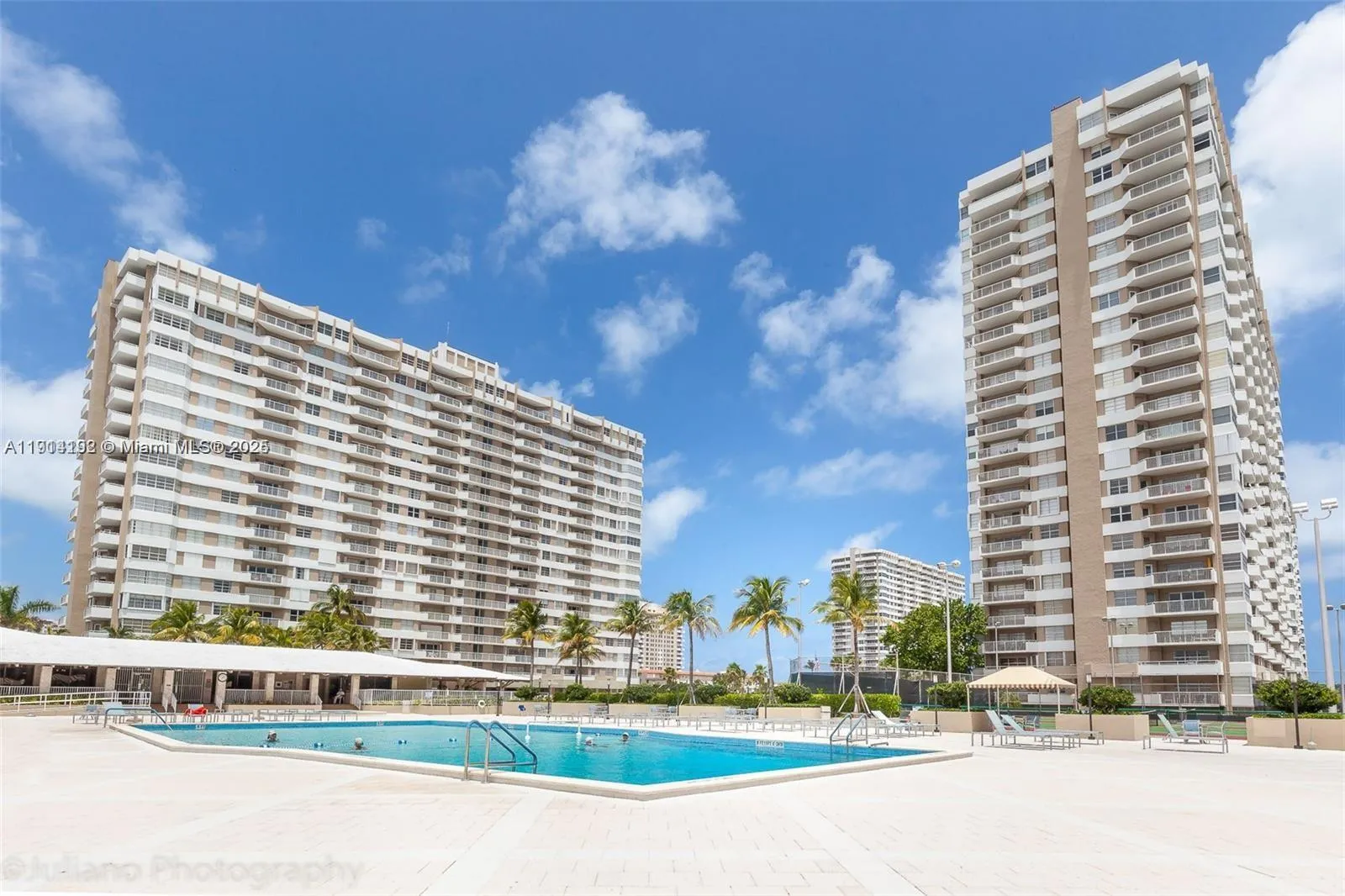 1965 S Ocean Dr # M, Hallandale Beach FL 33009