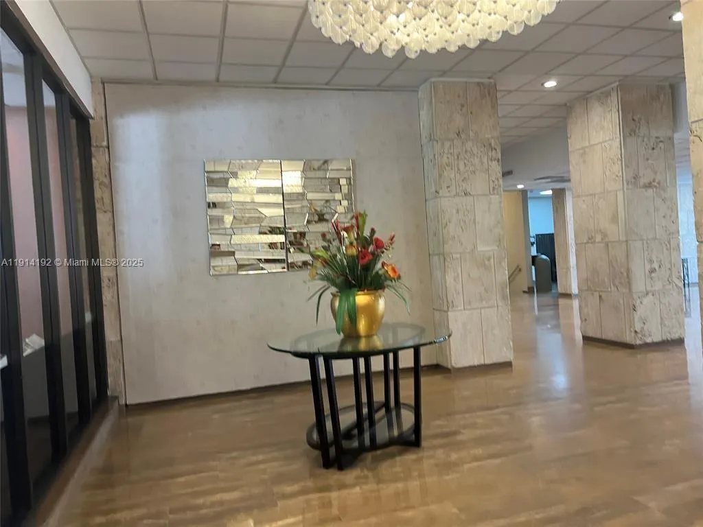 1965 S Ocean Dr # M, Hallandale Beach FL 33009