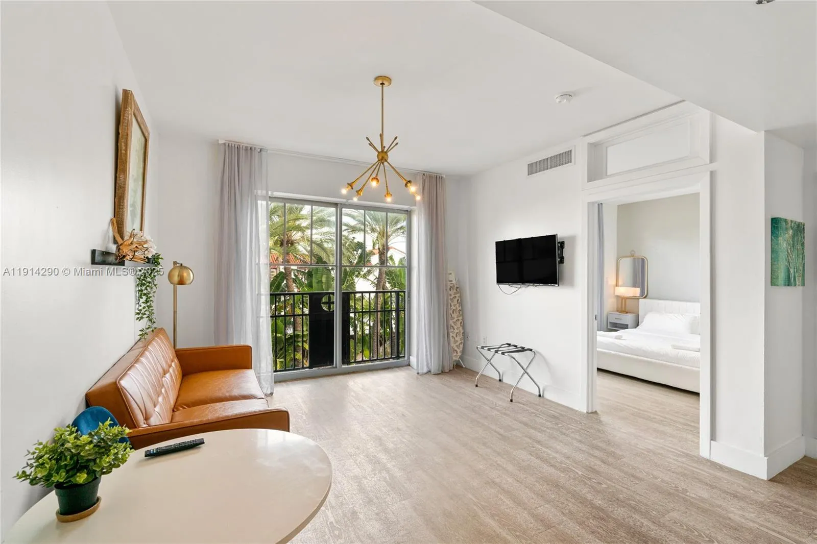 1060 Ocean Dr # D307, Miami Beach FL 33139