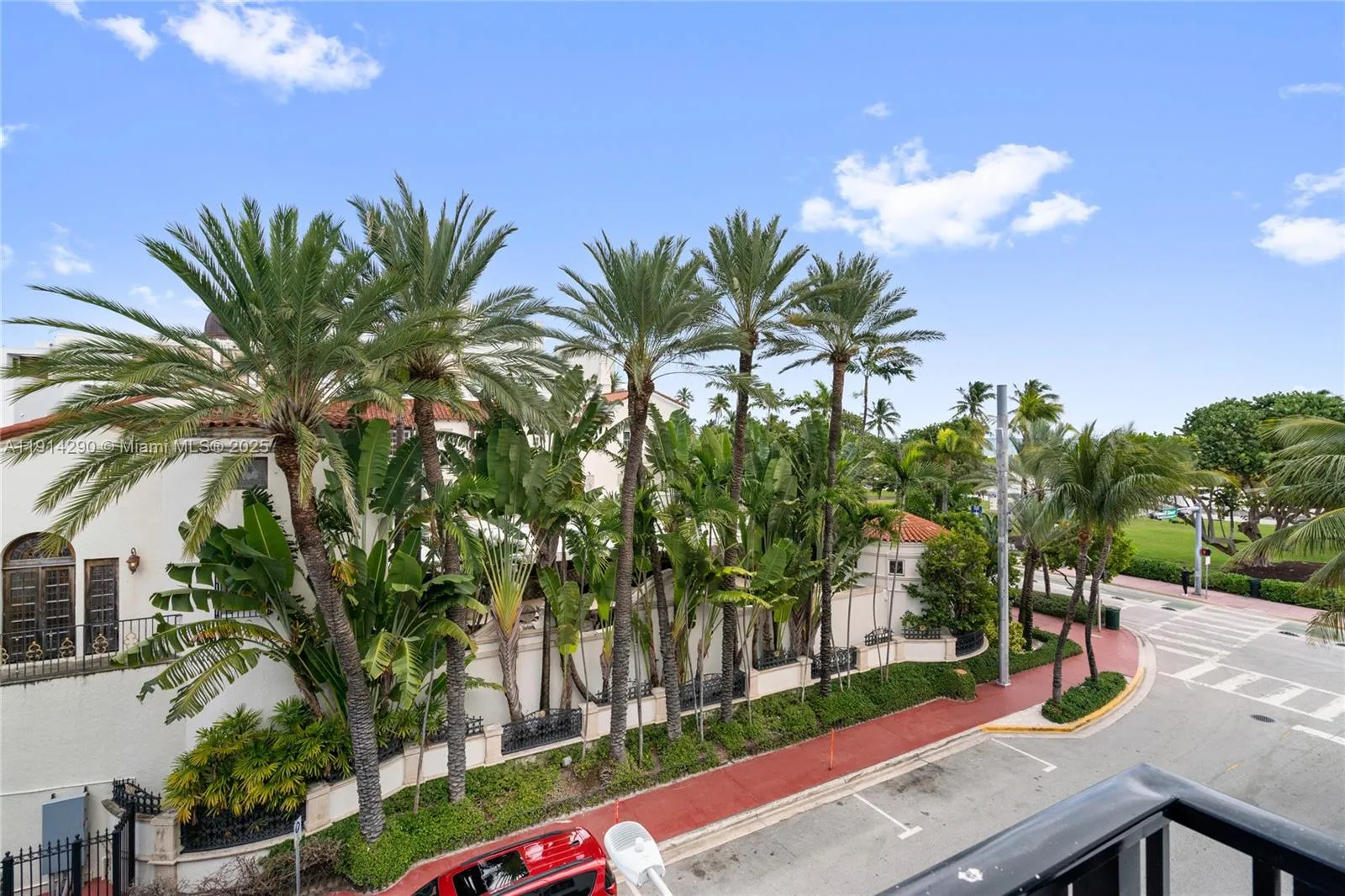 1060 Ocean Dr # D307, Miami Beach FL 33139