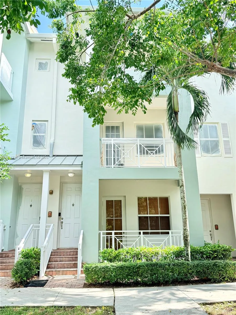 3 bedroom 2 bath for sale at 312 SW 14th Ave, Fort Lauderdale FL 33312
