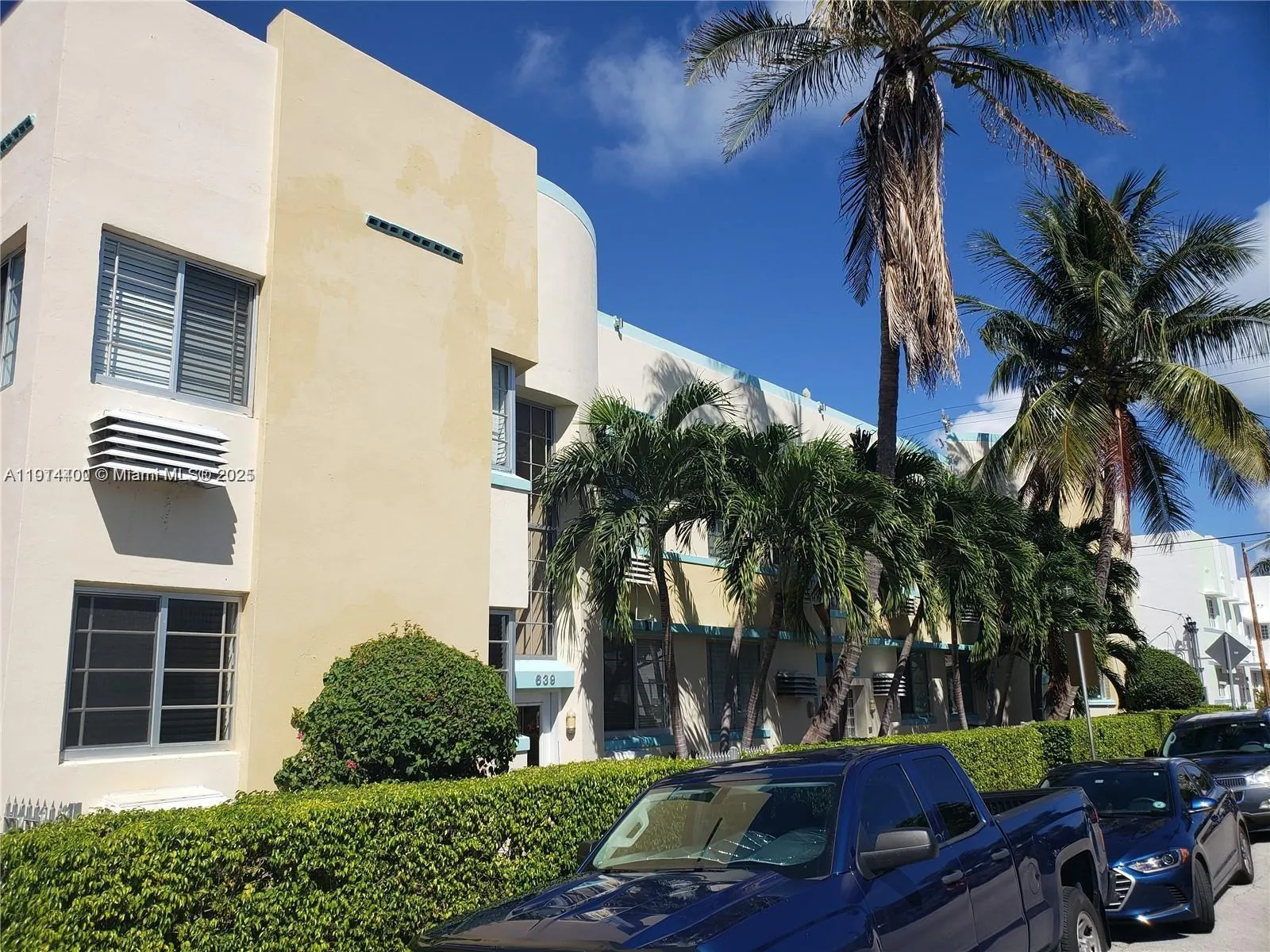 1 bedroom 1 bath for sale at 639 12th St # 3, Miami Beach FL 33139