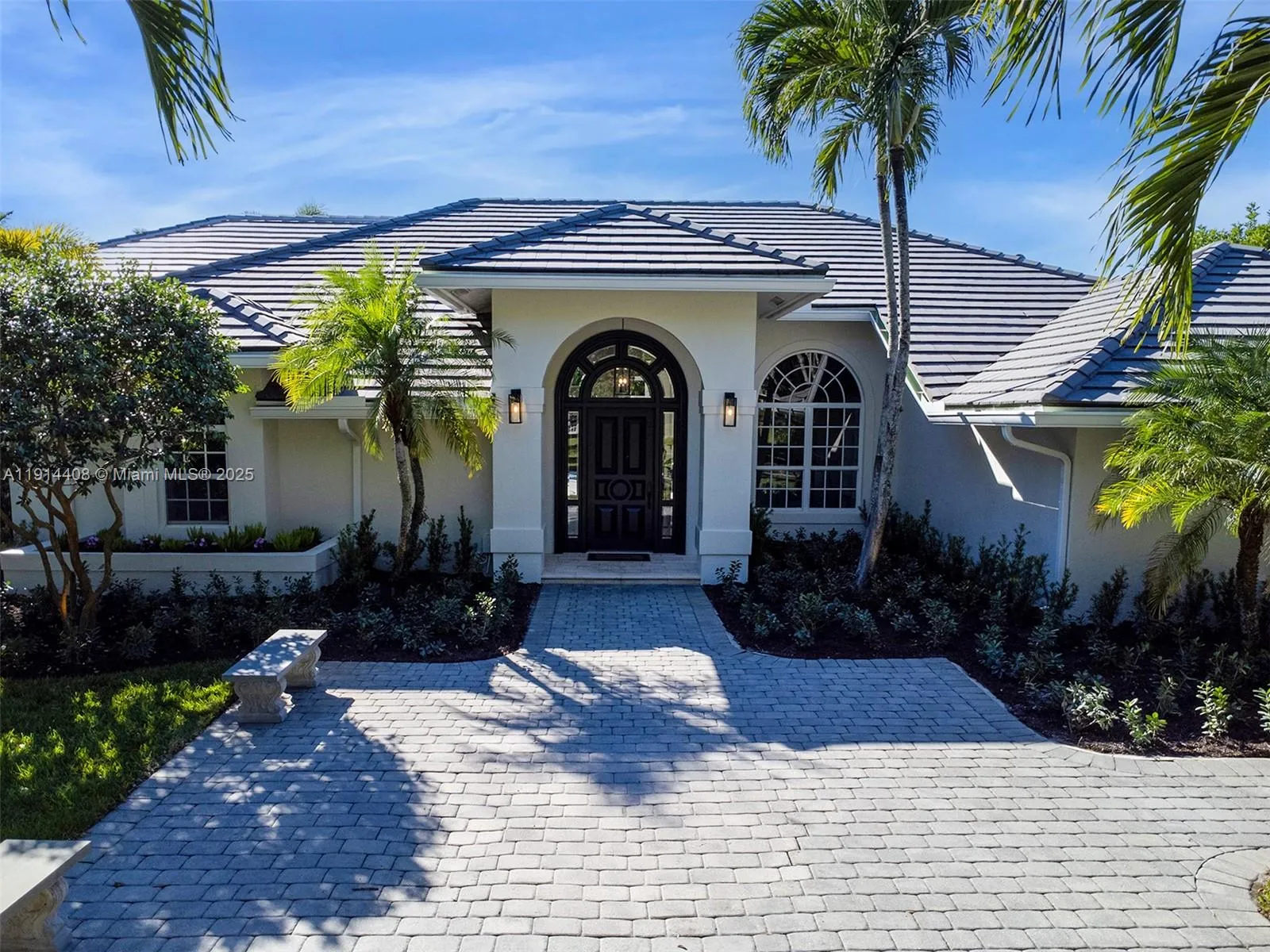 5 bedroom 4 bath for sale at 7675 Steeplechase Dr, Palm Beach Gardens FL 33418