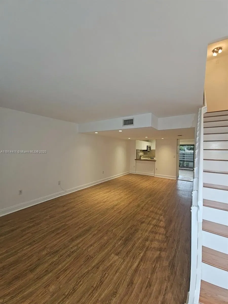 7870 SW 102nd Ln, Miami FL 33156