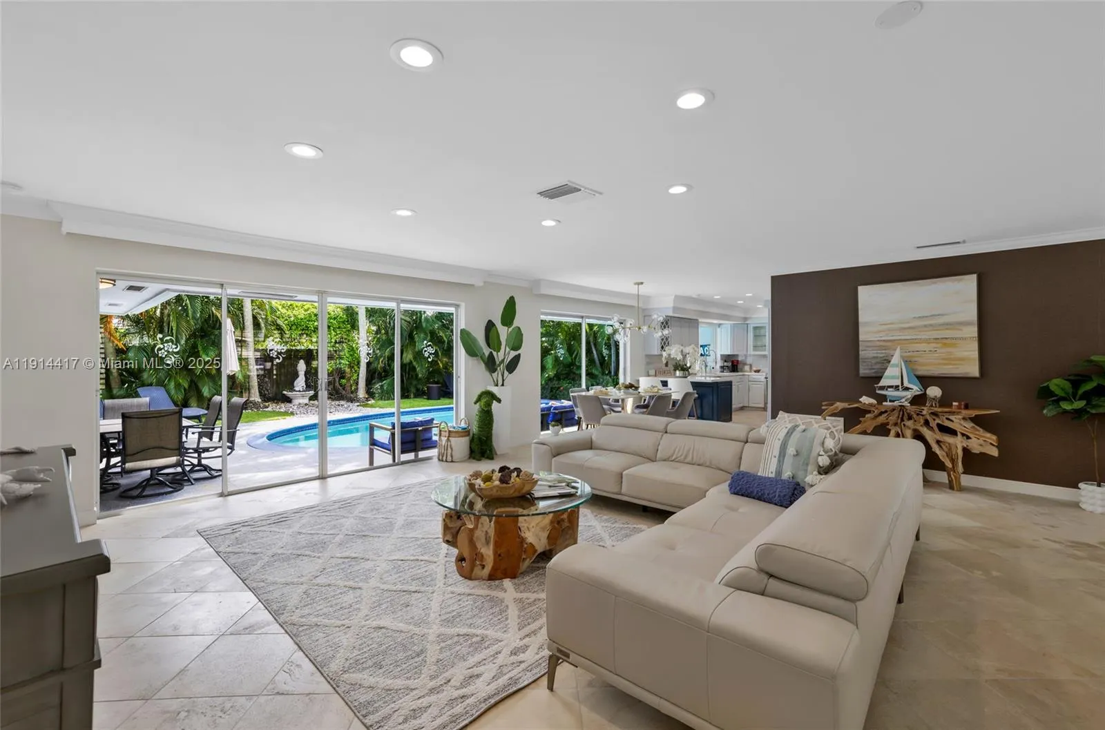 2132 NE 63rd Ct, Fort Lauderdale FL 33308