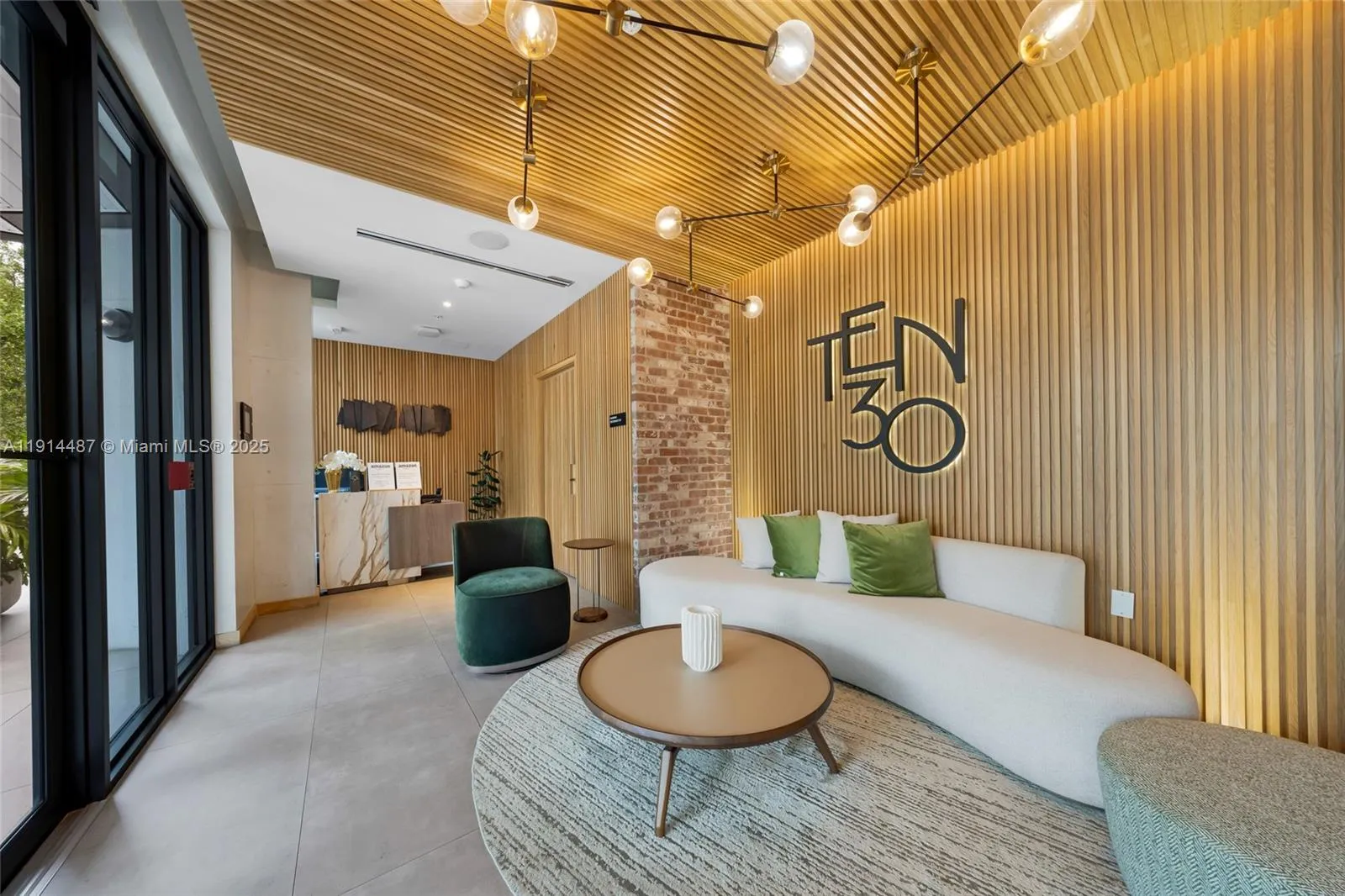 1030 15th St # 306, Miami Beach FL 33139