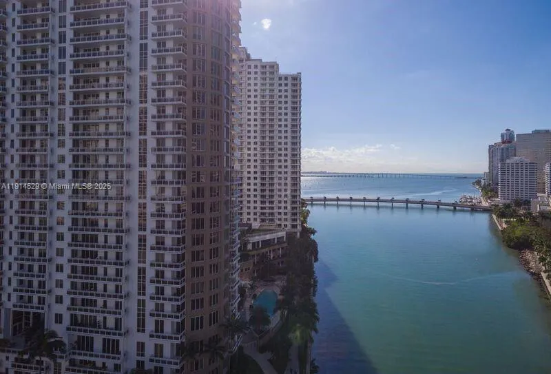 901 Brickell Key Blvd # 906, Miami FL 33131