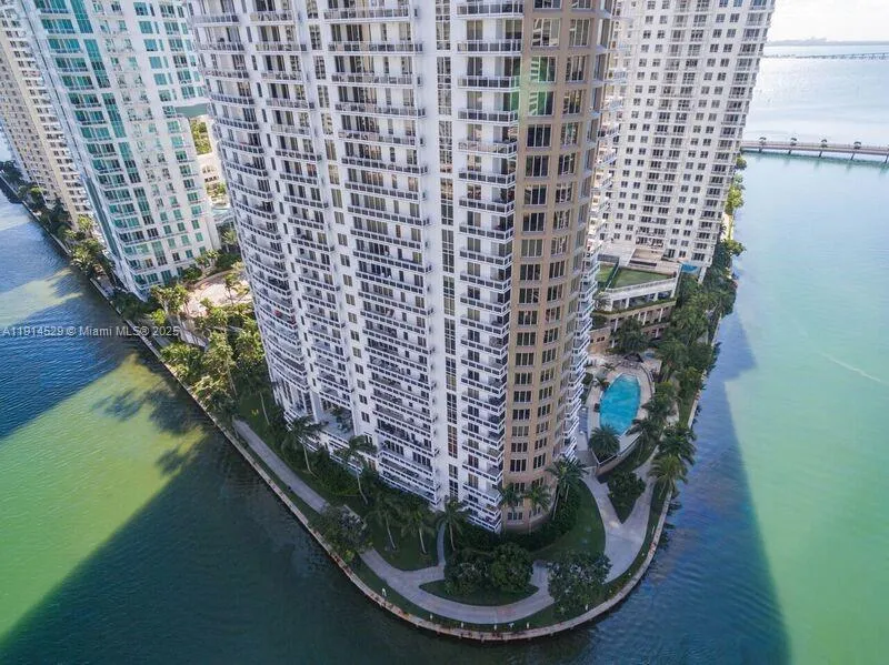 901 Brickell Key Blvd # 906, Miami FL 33131