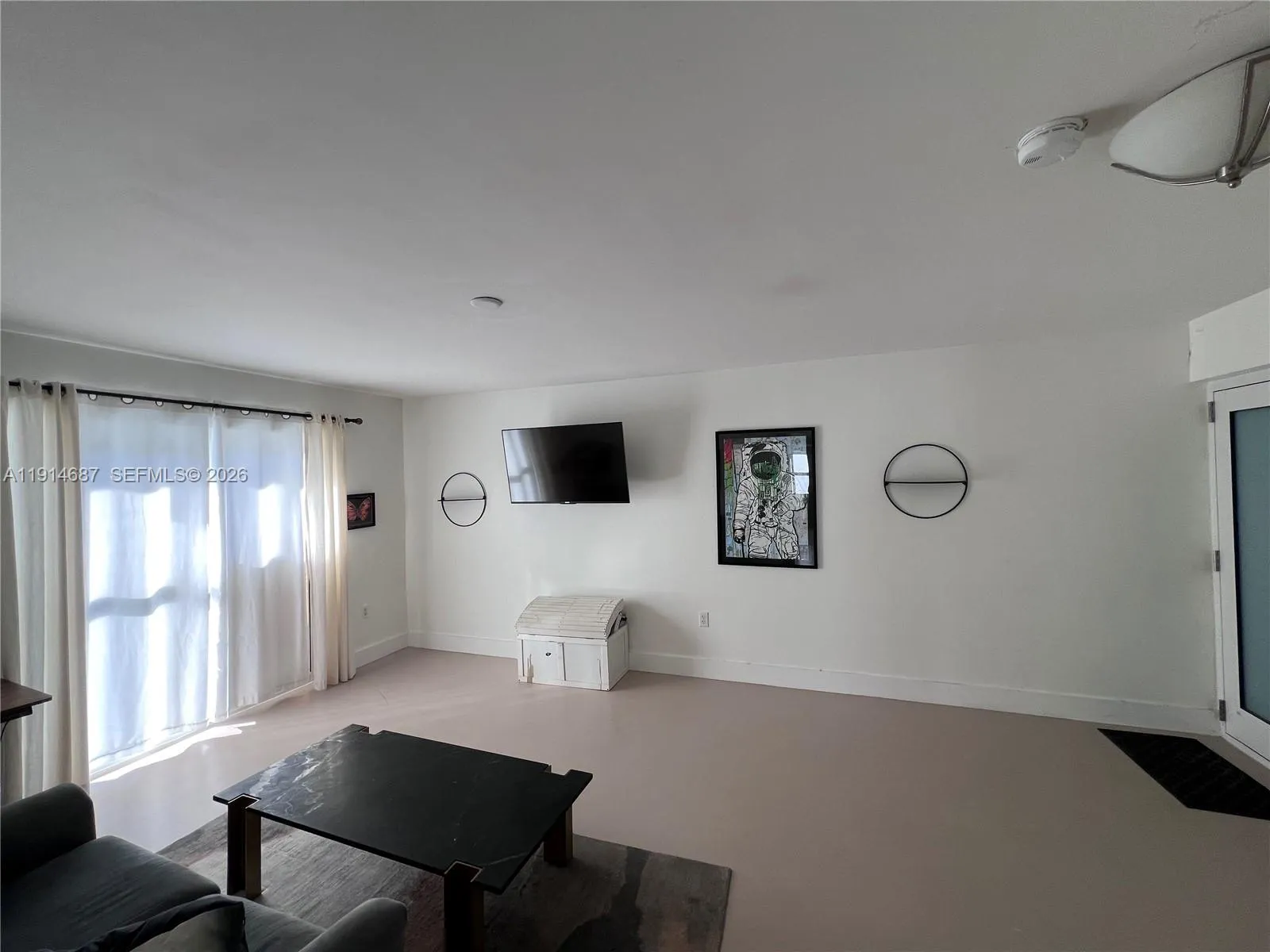 1033 Lenox Ave # 202, Miami Beach FL 33139