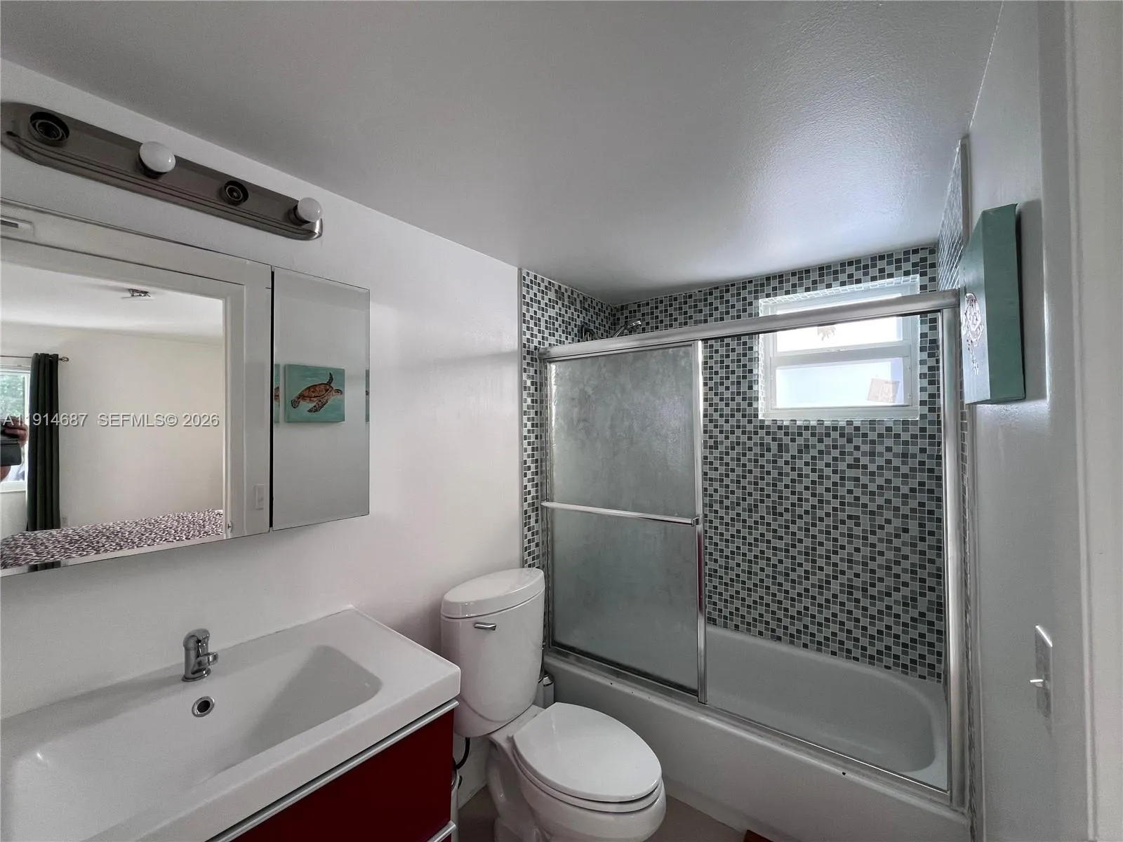 1033 Lenox Ave # 202, Miami Beach FL 33139