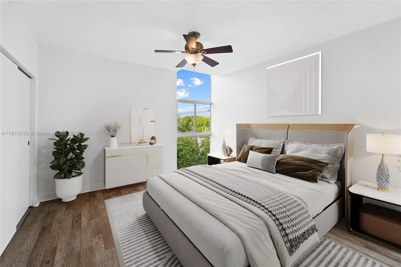 8041 Harding Ave # 105, Miami Beach FL 33141
