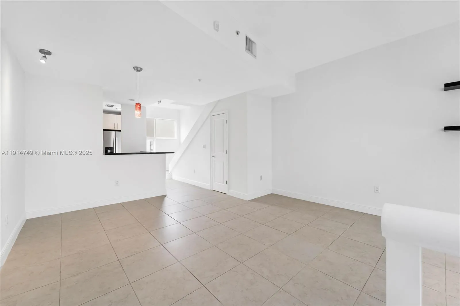 8041 Harding Ave # 105, Miami Beach FL 33141