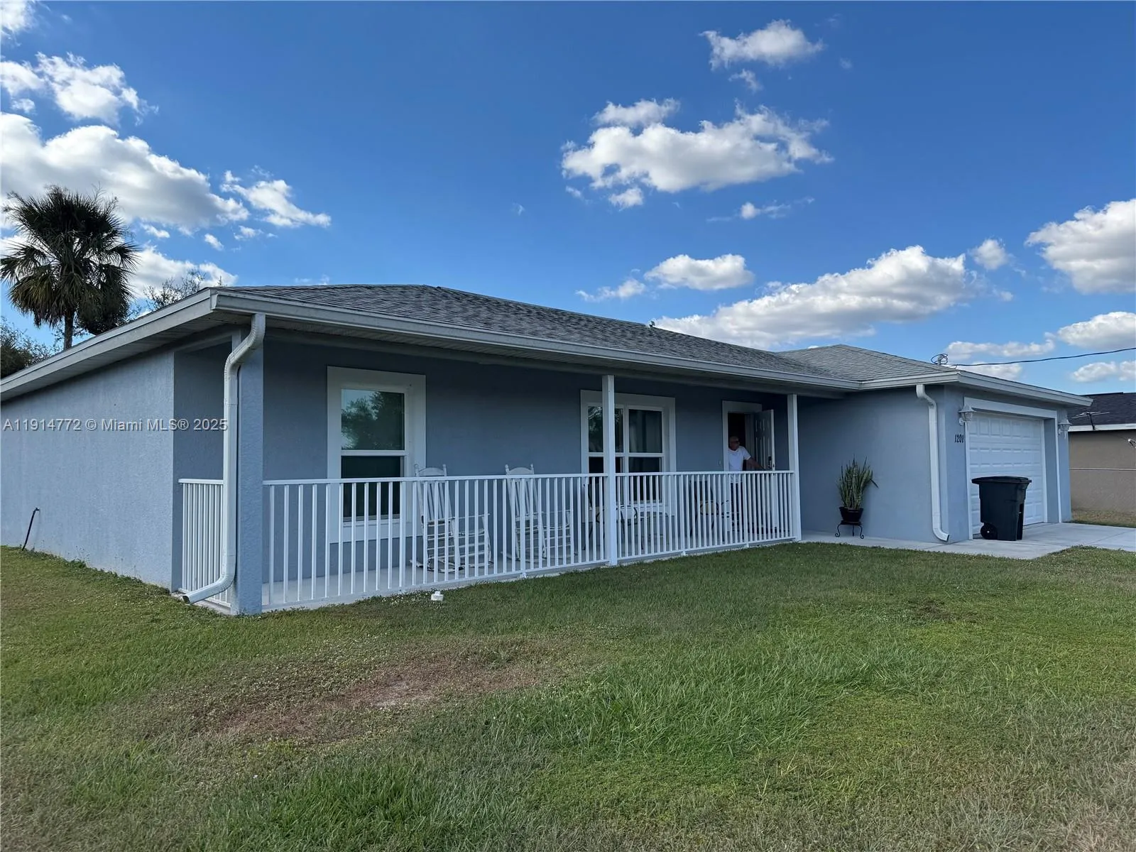 1201 BANJO CT, La Belle FL 33935