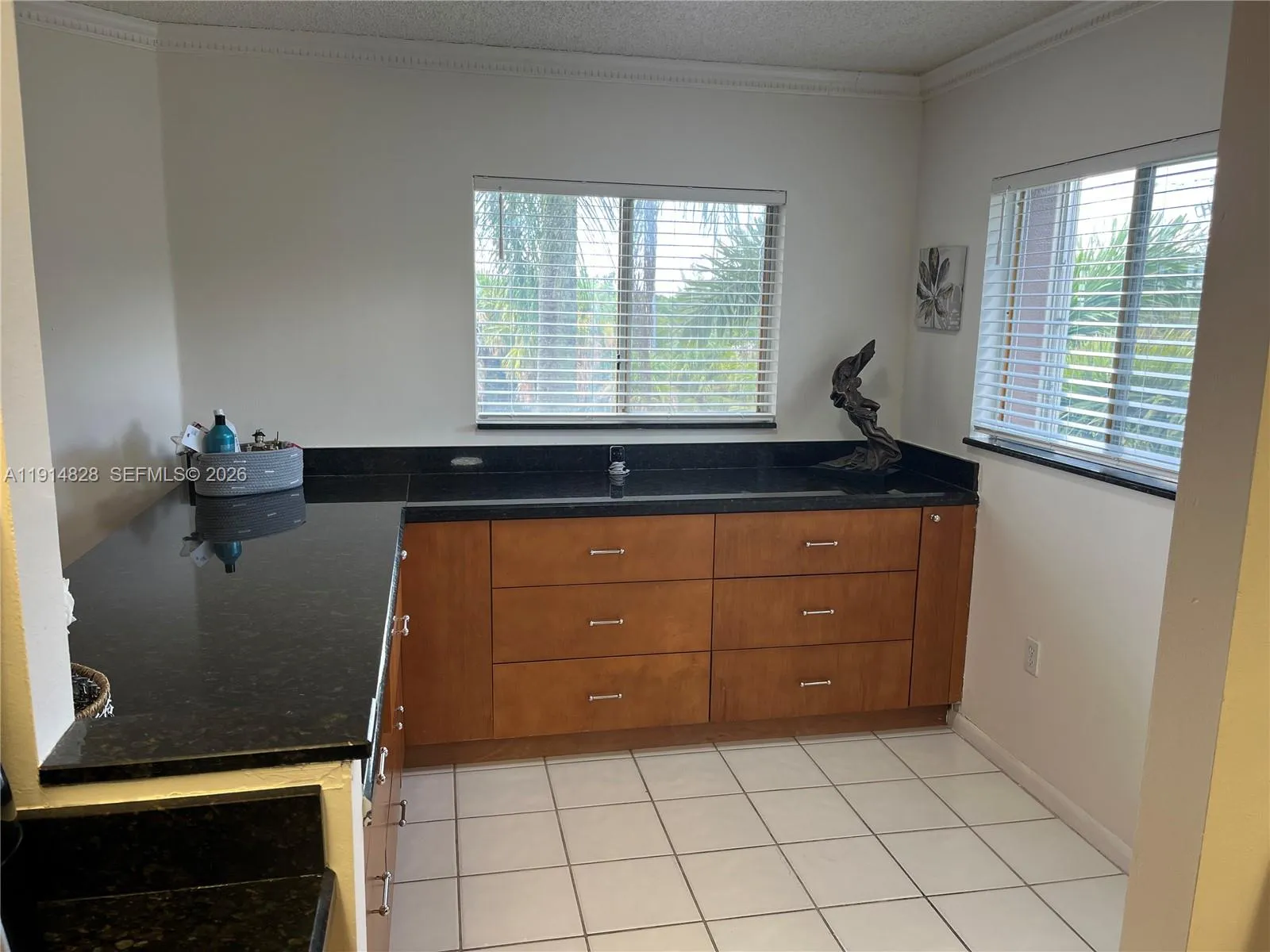 1301 SW 142nd Ave # 301H, Pembroke Pines FL 33027