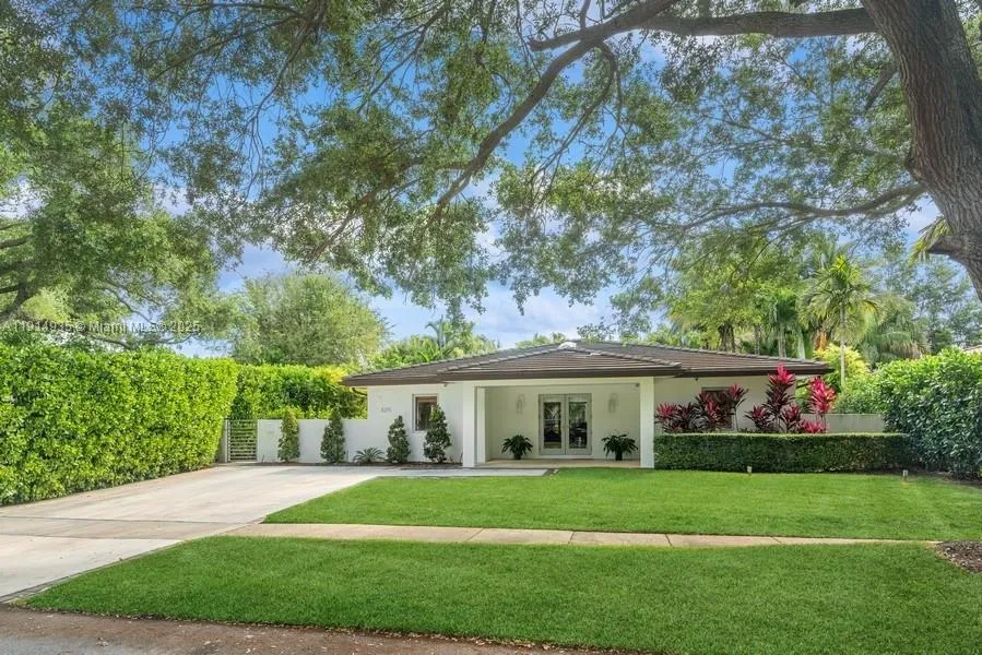 4 bedroom 3 bath for sale at 8215 SW 63rd Pl, Miami FL 33143