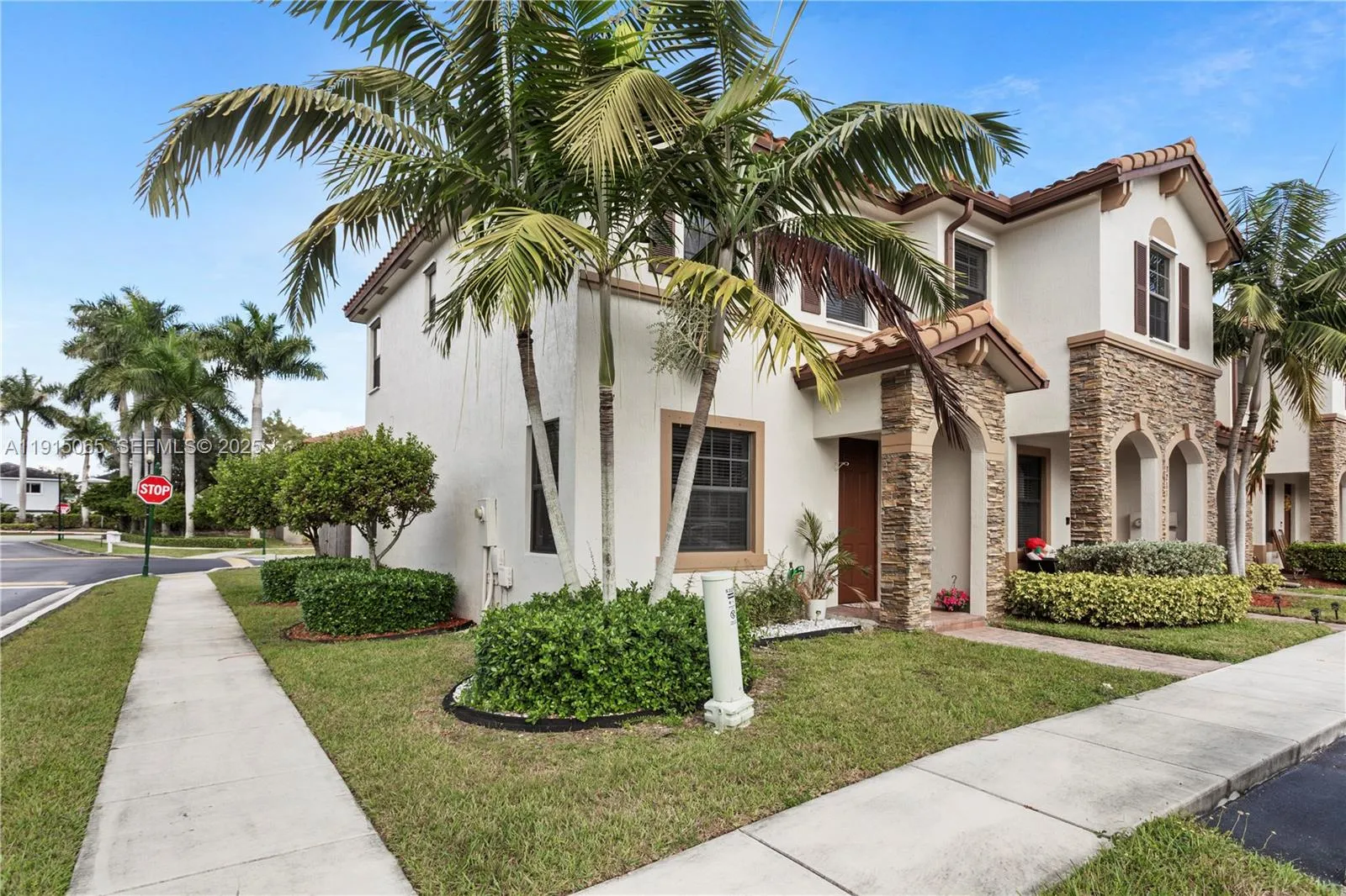 3209 SE 4th Ct, Homestead FL 33033