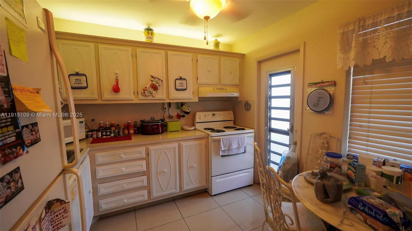 3940 NW 42nd Ave # 215, Lauderdale Lakes FL 33319