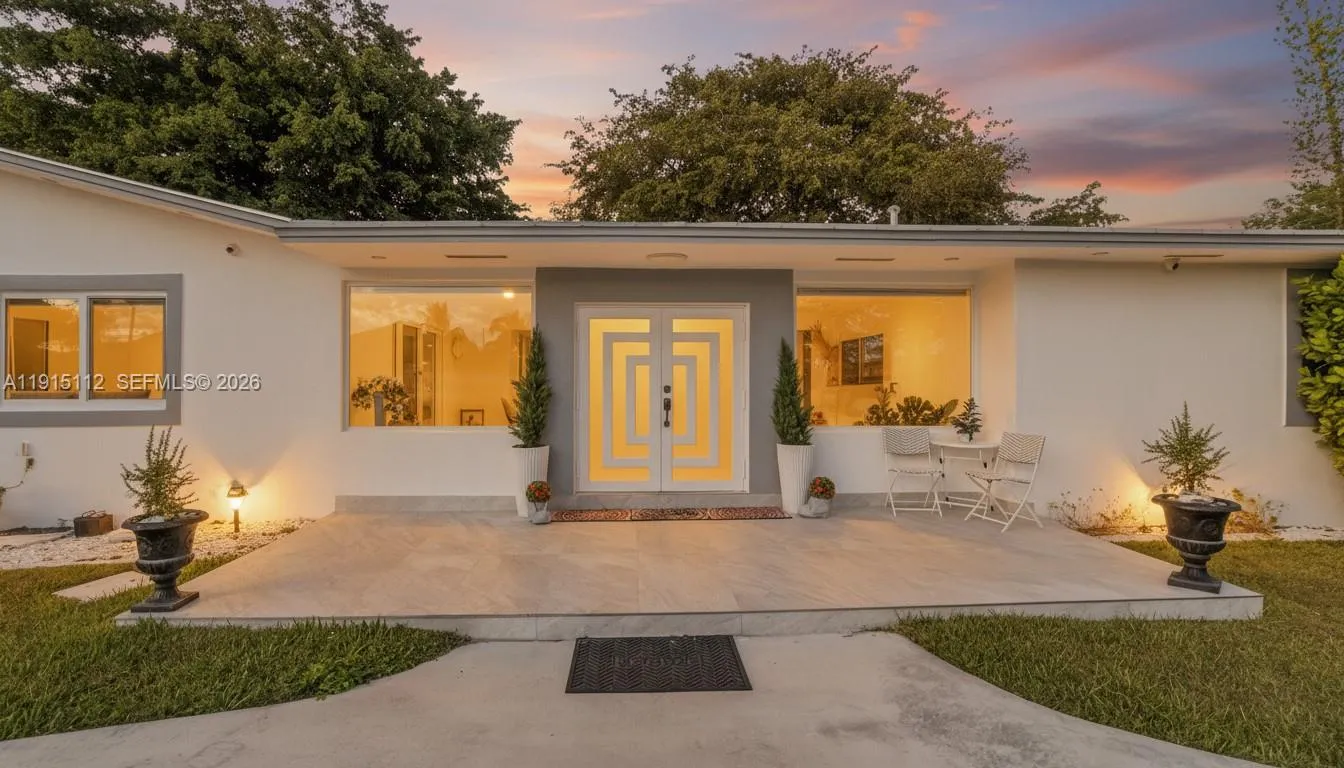 4 bedroom 2 bath for sale at 12601 SW 204th St, Miami FL 33177