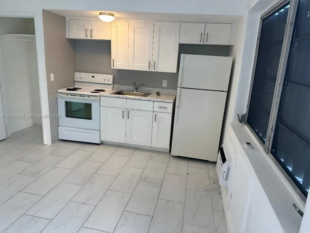 1293 NE 109th St # 3, Miami FL 33161